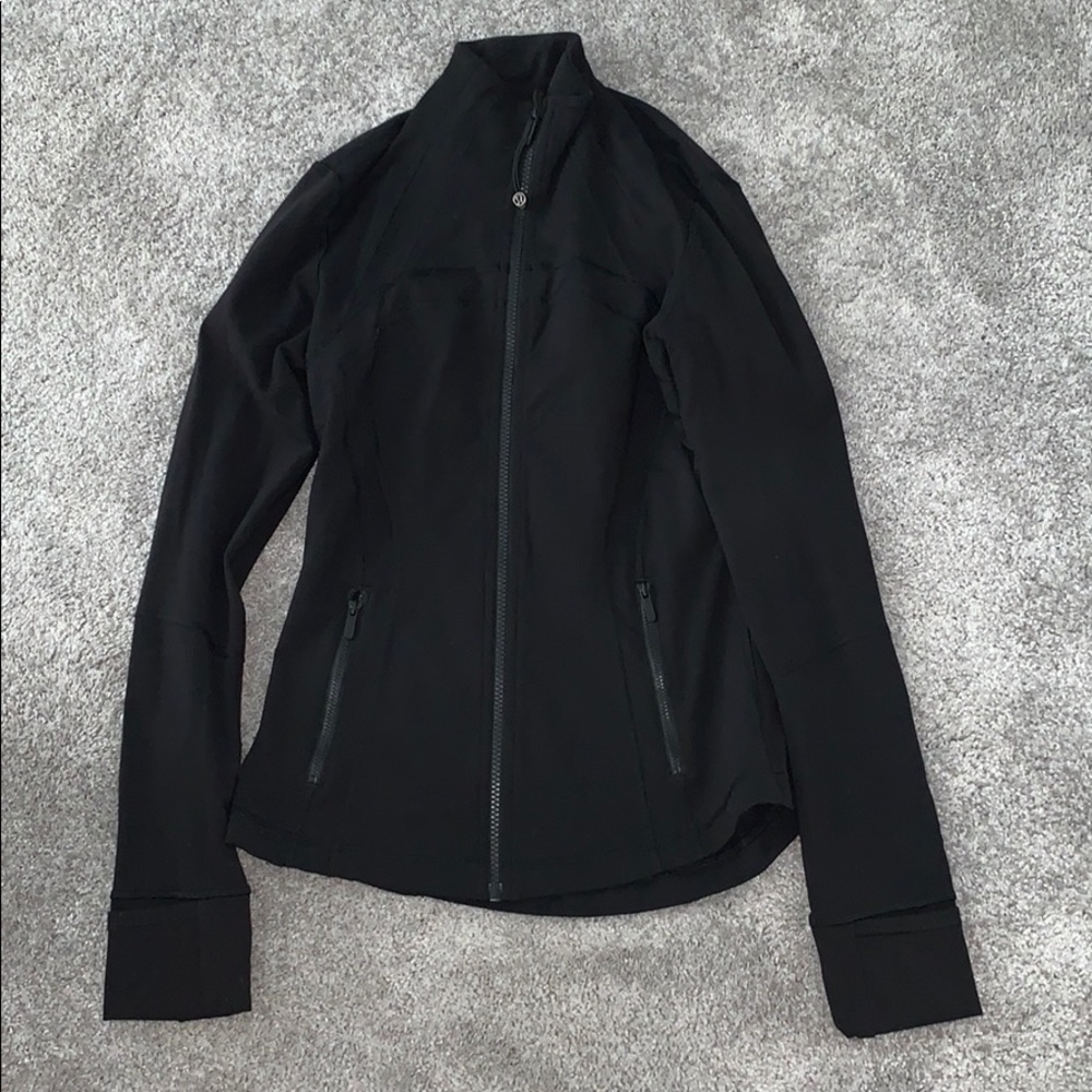 Lululemon Stretch black jacket